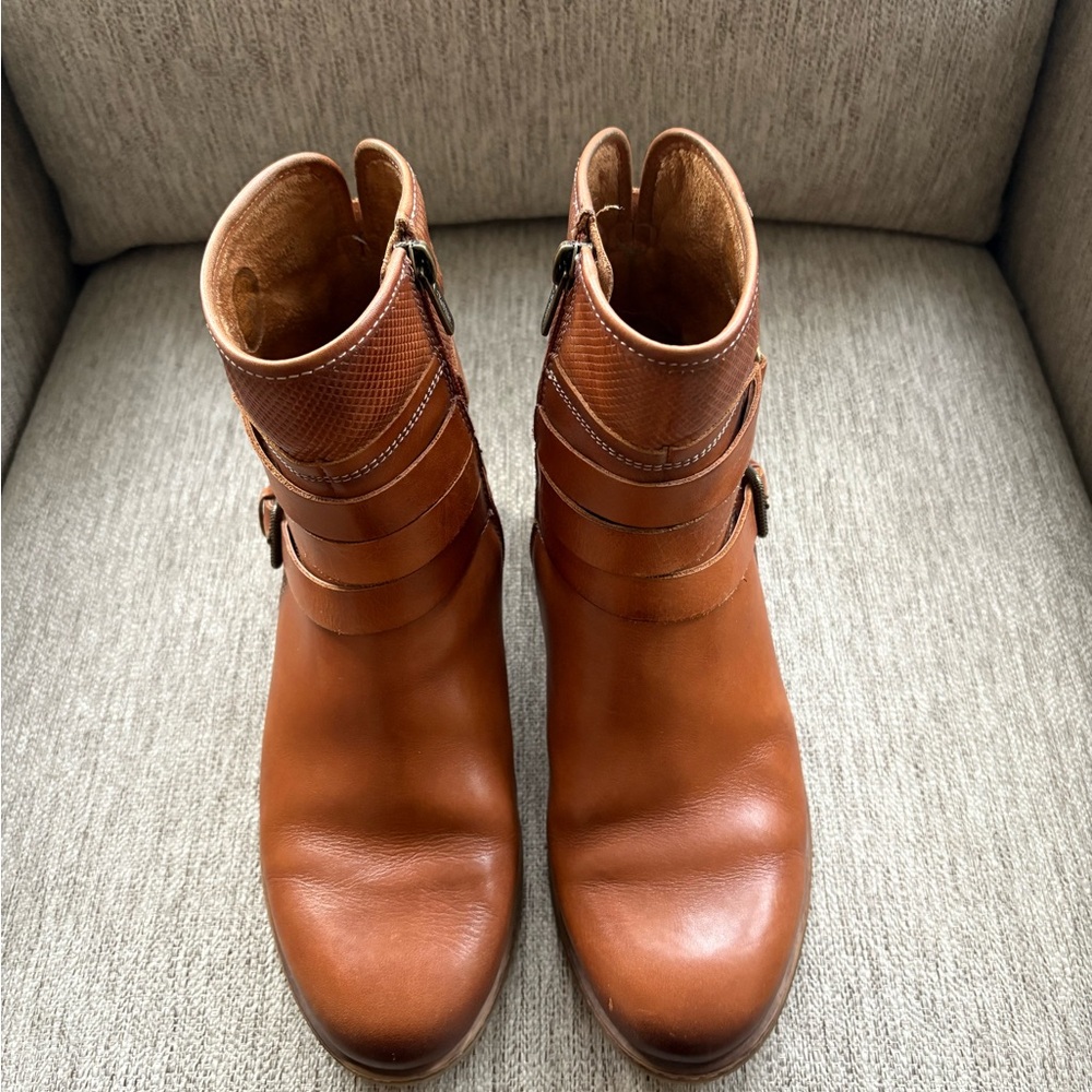 PIKOLINOS Tan Leather Ankle Boots - Picture 3 of 6